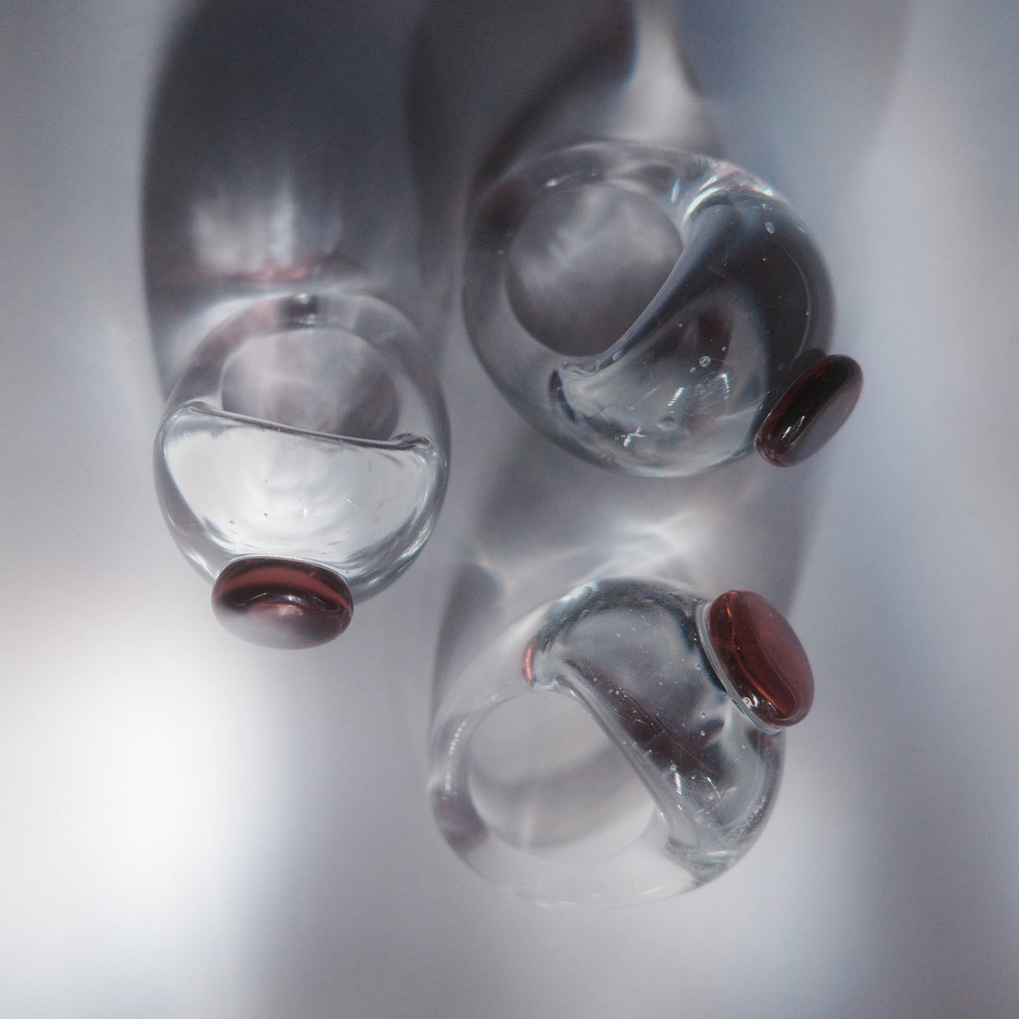 {Carnation} Bulb Ring